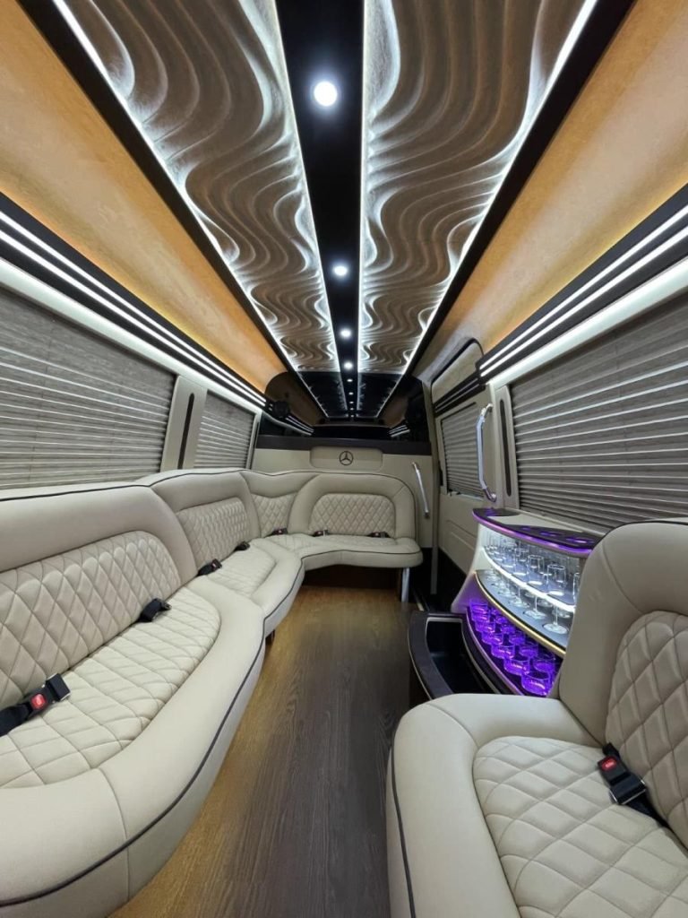 Sprinter-Limo-1-768x1024-1.jpg